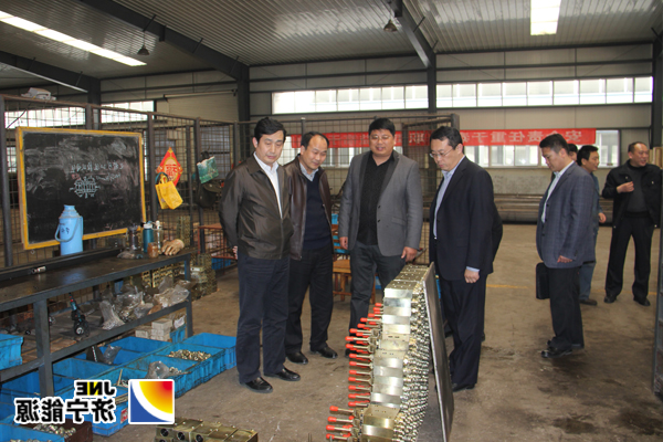 虢洪增到落陵盛源控股调研时指出，要抓改革、促调整、渡难关、保廉政