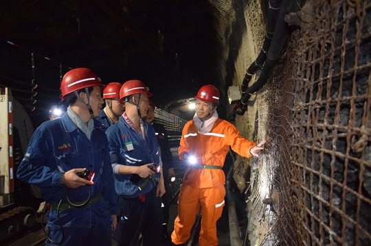 国家矿山安全监察局山东局执法四处检查组到金桥煤矿督导检查工作