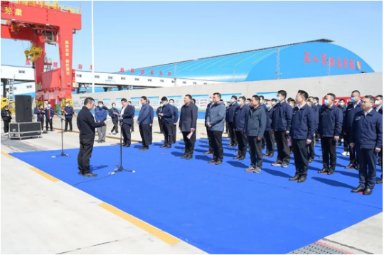 梁济运河航道2000吨级船舶满载首航仪式在梁山港举行