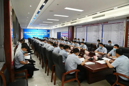 聚焦党史学习 汲取奋进力量——霄云煤矿组织开展《百年大党面对面》《三个走在前》专题学习系列活动