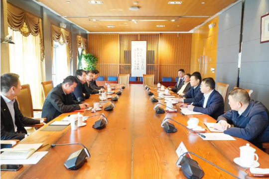 张广宇带队到上海走访调研上港集团