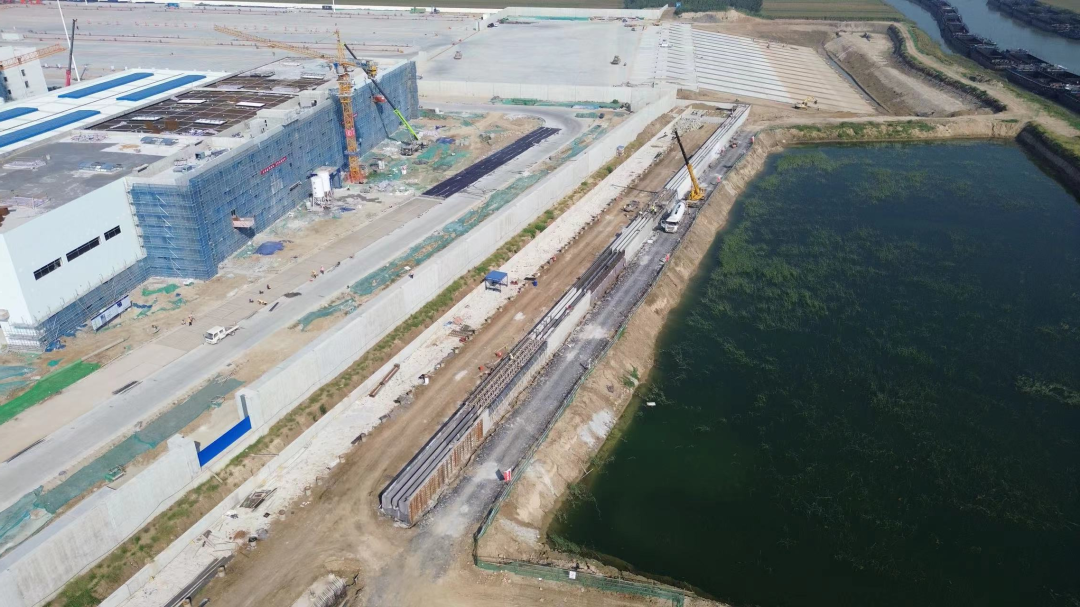 1696409437116056.png 640.png