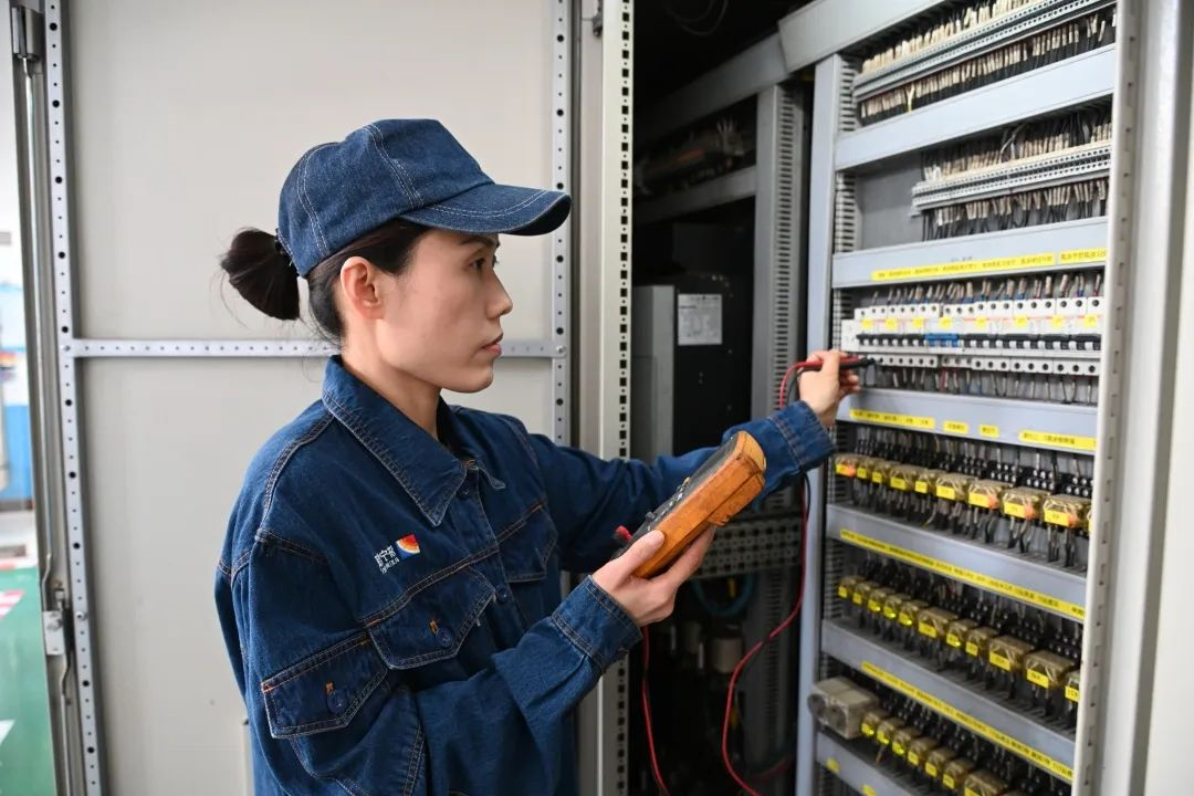 1727056578424766.jpg 李兆丽1.jpg