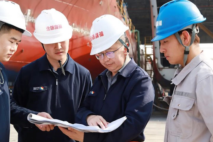 最美职工丨李强：创新攻坚破瓶颈，精益管理促发展