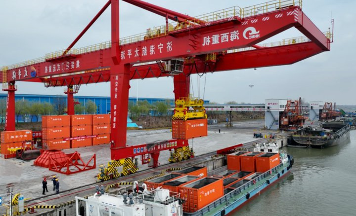 太平港开通“钟摆式”集装箱航线，打造“北货南运”新通道