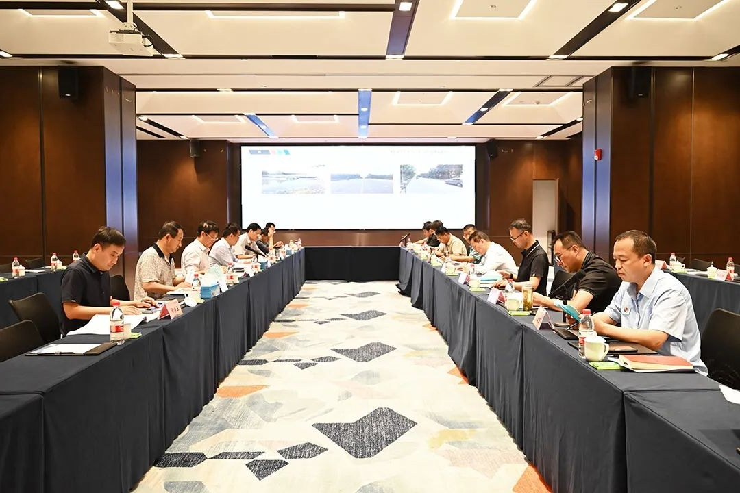 1750146096564835.jpg 02.jpg